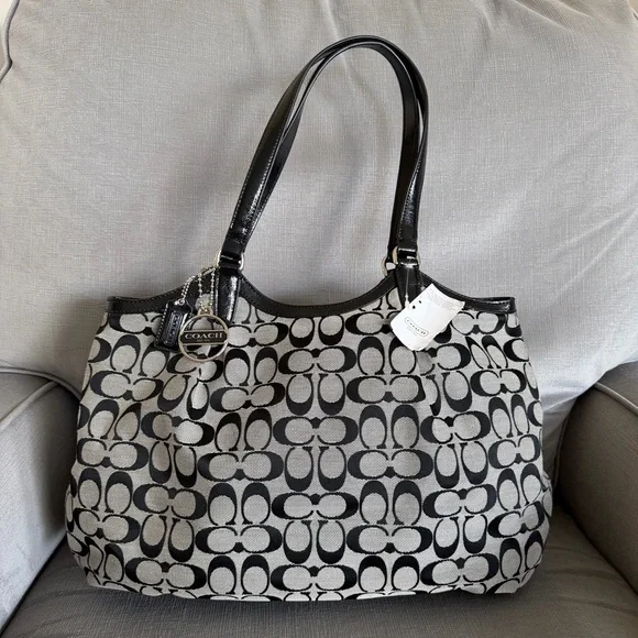 NWT Coach Vintage Signature Black and Gray Tote Bag - Picture 8 of 14